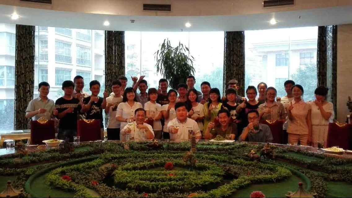 庆祝实习学生毕业